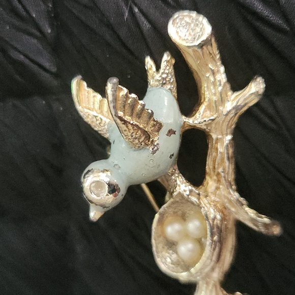 GERRYs signed Vintage from the 1960s. Blue Bird, faux pearl eggs Brooch - Picture 5 of 13
